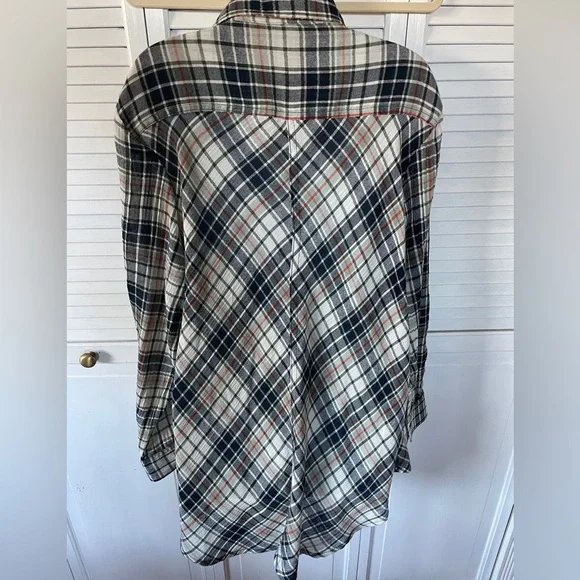 Long Sleeve Button Up Shirt Plus Size 22/24W NEW - Picture 4 of 10